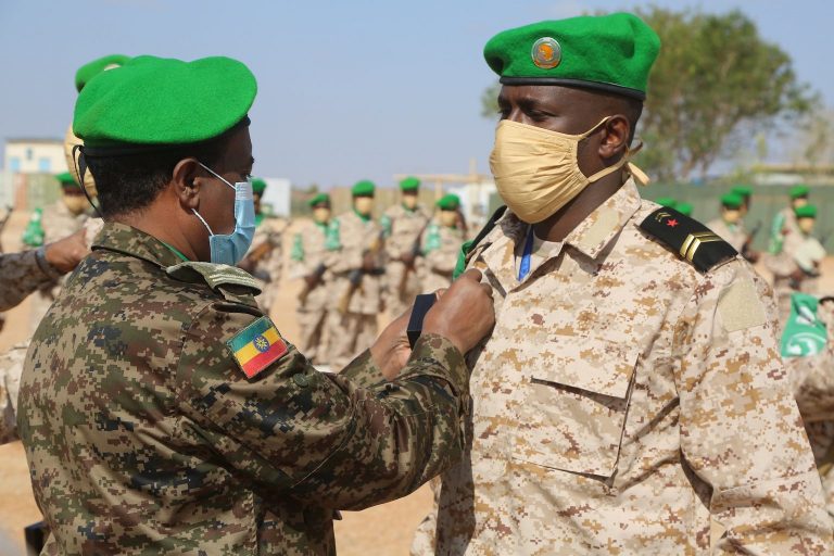 Djiboutian Troops under AMISOM receive AU Service Medals