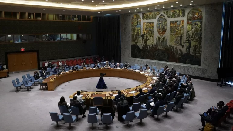 On Thursday, the United Nations Security Council voted unanimously to establish a new African Union-led peacekeeping force in Somalia.