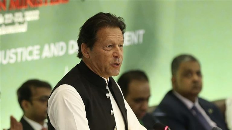 What happens if Pakistan’s Prime Minister Imran Khan is deposed?