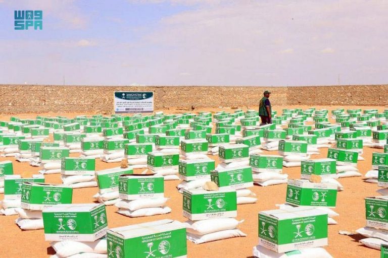 In Somalia, food aid is distributed via the King Salman Humanitarian Aid and Relief Center.