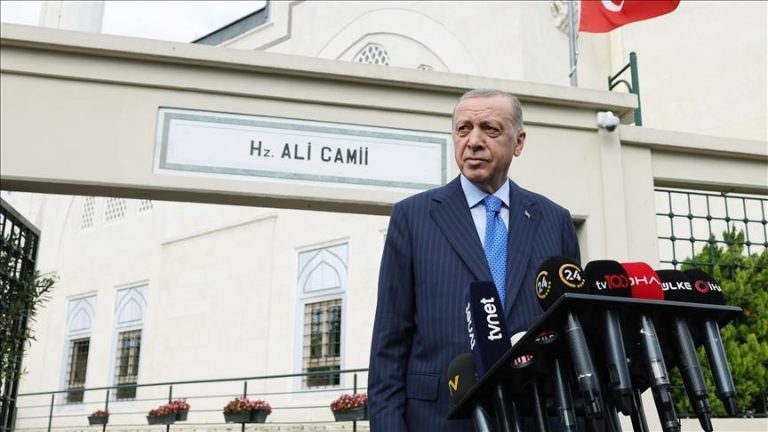 Turkish officials stress the value of exporting Russian grain and fertiliser.