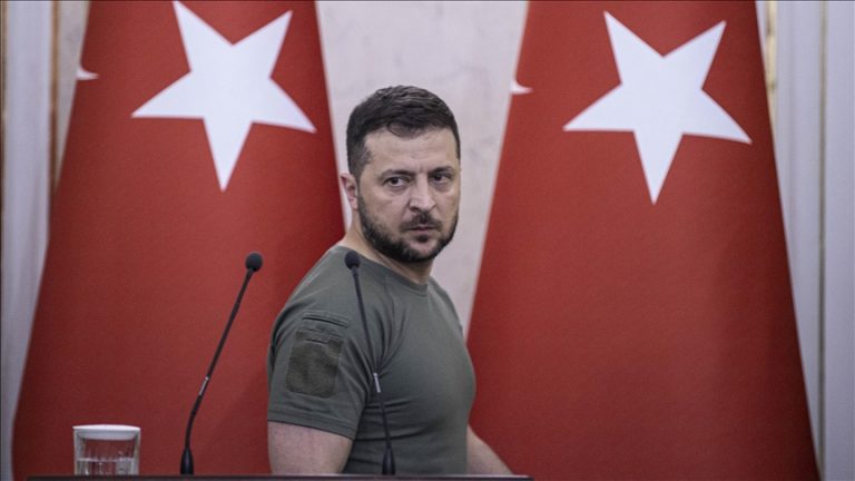The president of Ukraine thanks Turkey for the prisoner swap with Russia.