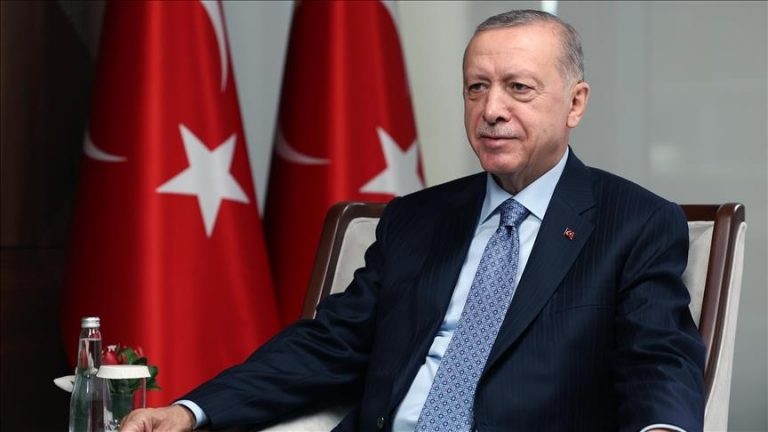 President Erdogan is working to resolve the hostage crisis between Russia and Ukraine.