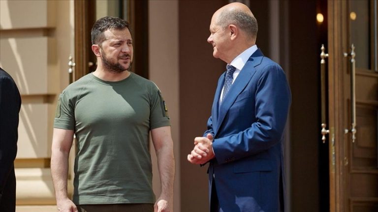 Scholz informs Zelenskyy that Germany will never recognise Russia’s fraudulent referendums.