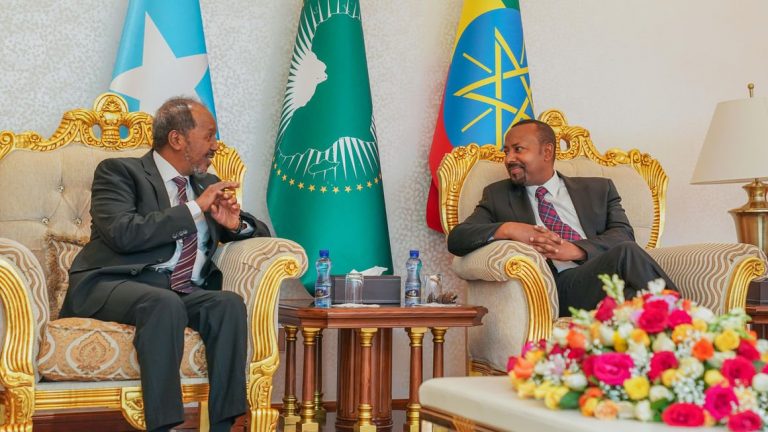 Somalia and Ethiopia renew their cooperation and sign an agreement to strengthen ties.