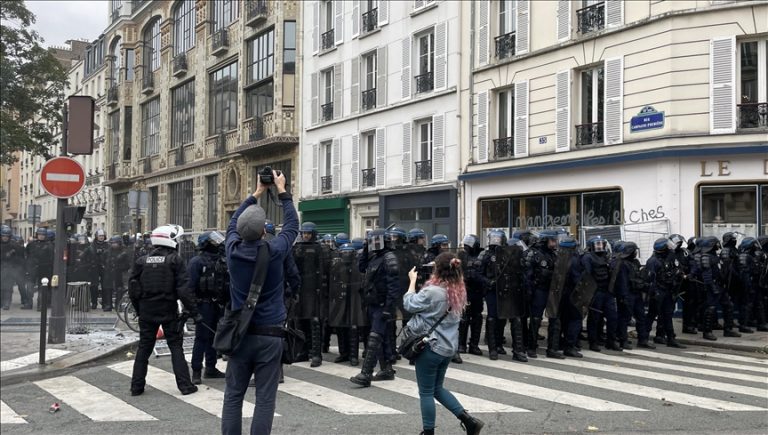 During the protests in Paris, police injured a Syrian photojournalist.