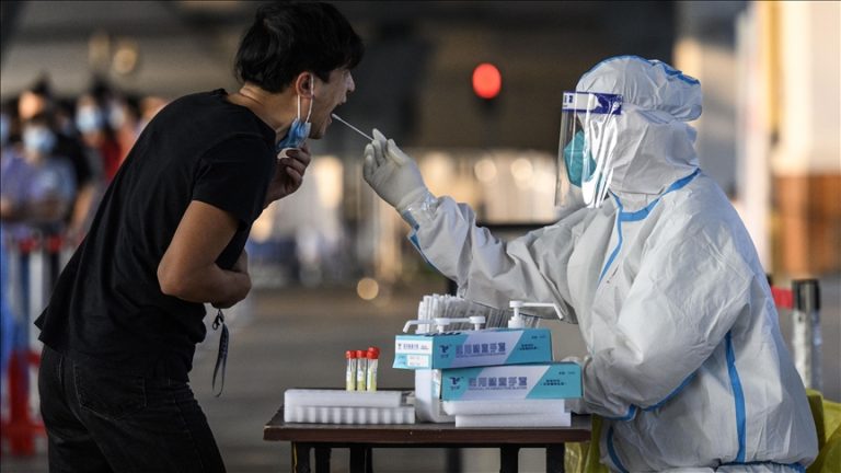 More than 31,000 new COVID-19 cases are reported in China, more than 3,000 of which have symptoms.