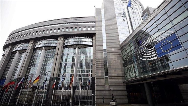 Official of the European Parliament detained makes a partial confession, according to media sources