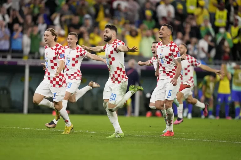 Croatia defeated Brazil on penalty kicks to advance to the semifinals.