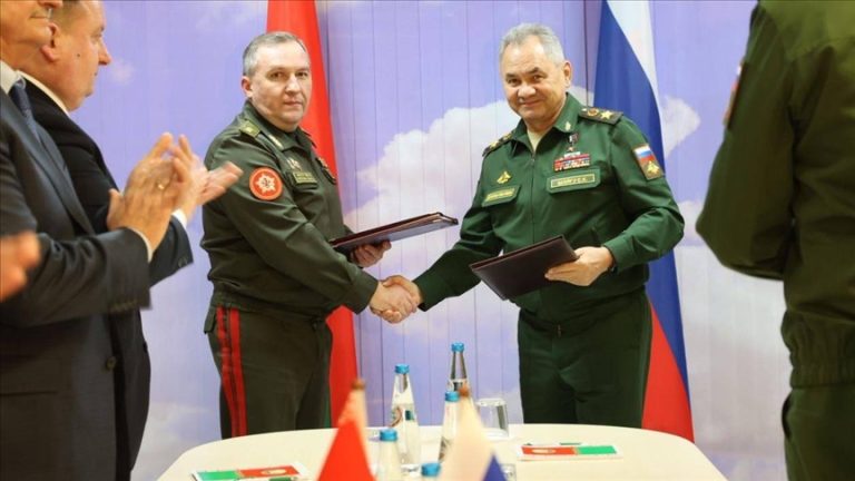 Russia and Belarus sign a regional security agreement