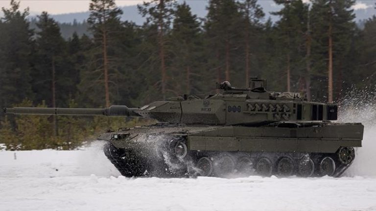 Poland to send 60 more tanks to Ukraine in addition to 14 Leopard