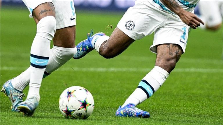 Chelsea defeated Borussia Dortmund to move to the quarterfinals of the Champions League.