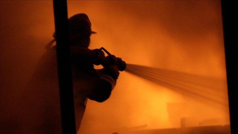 The southwest China forest fire was extinguished after 100 hours.