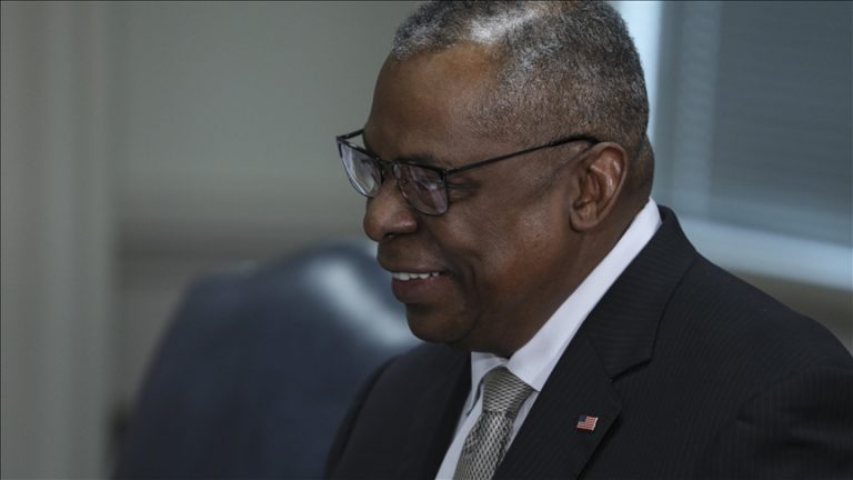 US defense chief: visit with Ukraine will center on enhancing Kyiv’s air defense