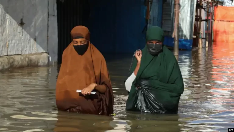 Flooding In Somalia Displaces 200,000 People