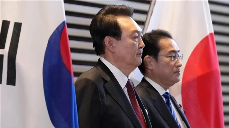 In a first, Japanese, S.Korean leaders visit cenotaph of Korean atomic bomb victims