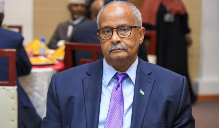 The EAC Secretariat has been given permission to begin negotiations with Somalia.