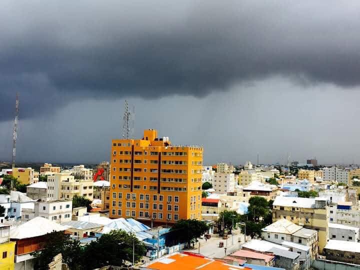 In Mogadishu, a mentally sick guy murders his relative.