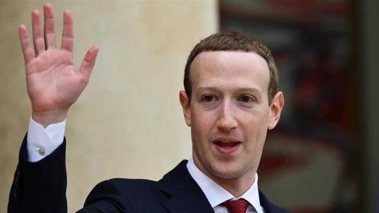 Elon Musk challenges Mark Zuckerberg to a cage combat; Zuckerberg accepts