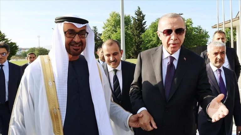 After meeting President Erdogan in Istanbul, the UAE president tweets in Turkish.