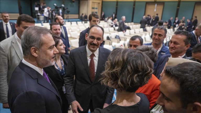Turkish Parliament swears in the new Cabinet