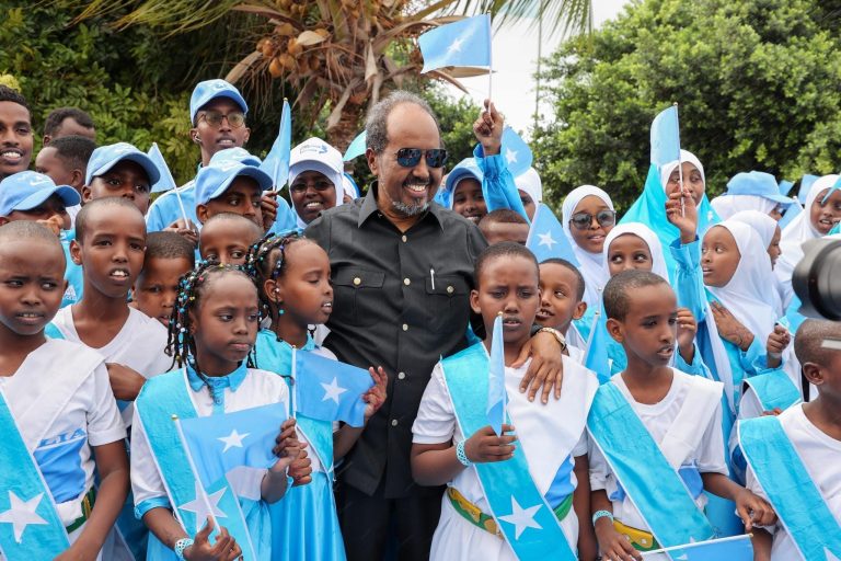 President Mohamud Participates in Flag Raising Ceremony for 63rd Anniversary of Independence