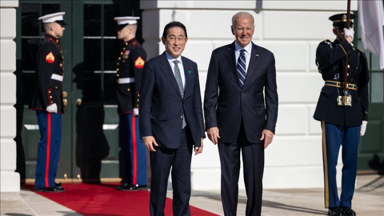 Biden will receive the Japanese Prime Minister and South Korean President on August 18.