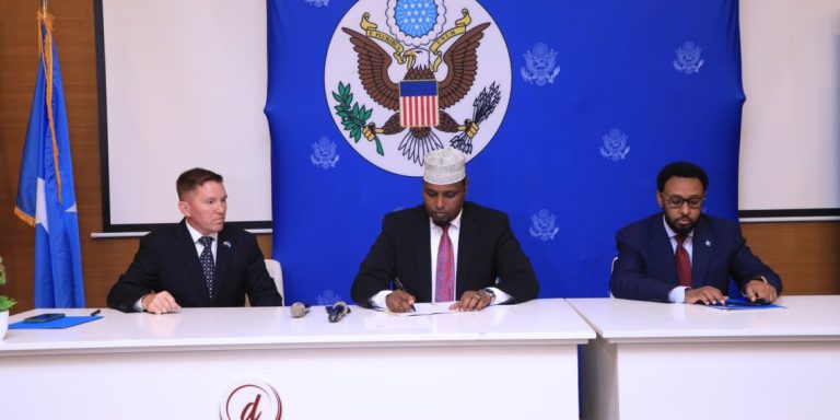 Somalia and the United States have signed a $92.6 million development pact to promote Somalia’s economic and governance.