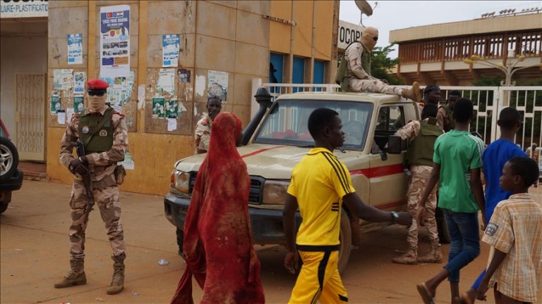 The Algerian president has called for civilian protection in Niger.