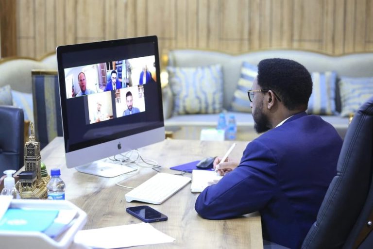 Somalia and the United States discuss debt relief and economic reform.