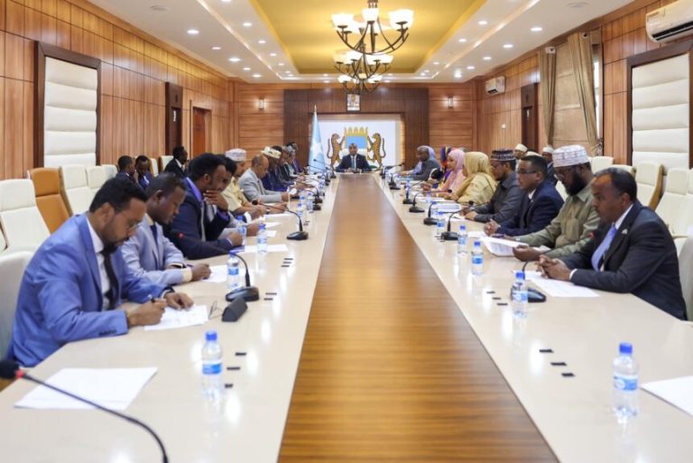 In a weekly meeting, Somalia’s Federal Cabinet discusses security and bilateral agreements.