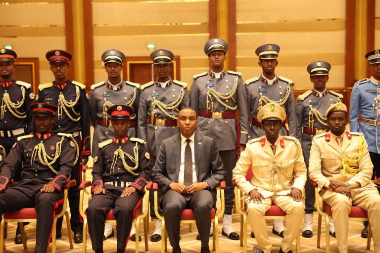 Prime Minister Hamza meets with SNA officers undergoing training in Qatar.