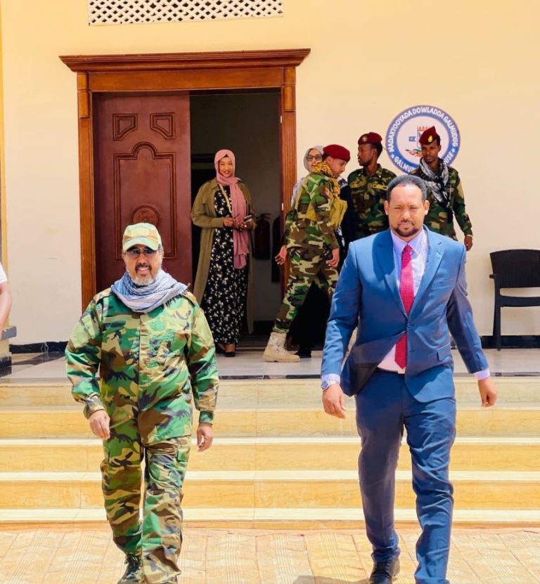 President Hassan Sheikh travels to the Hiiraan region’s Mahas area.
