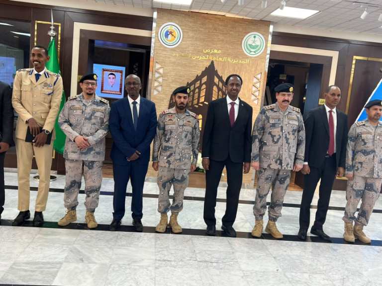 Minister of Internal Security and his delegation arrive in Jeddah