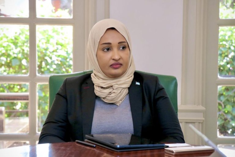 The Ministry of Environment issues a warning about dangerous flooding in southern Somalia.