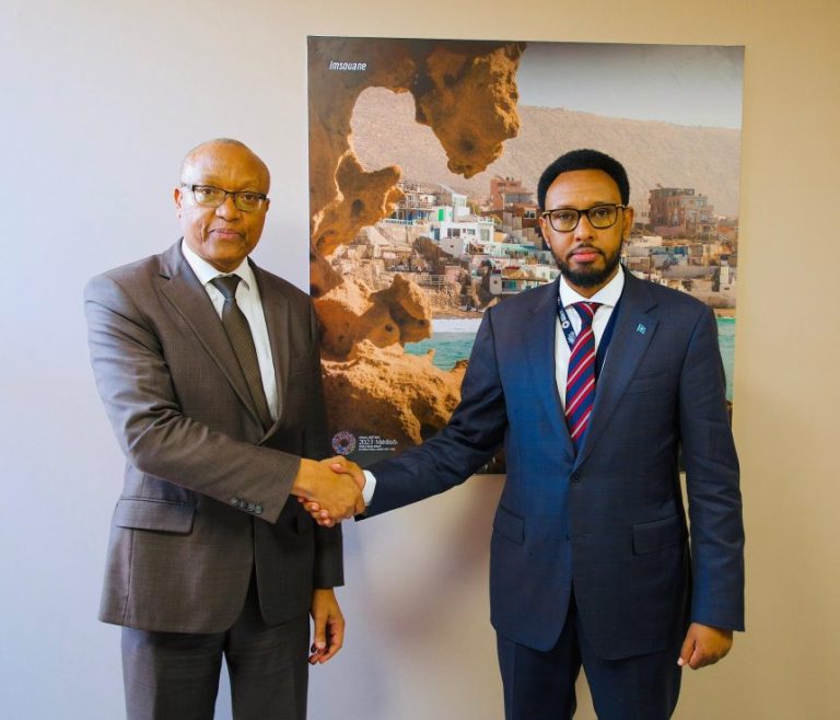 The Finance Minister meets with Africa Group 1. Executive Director of the World Bank