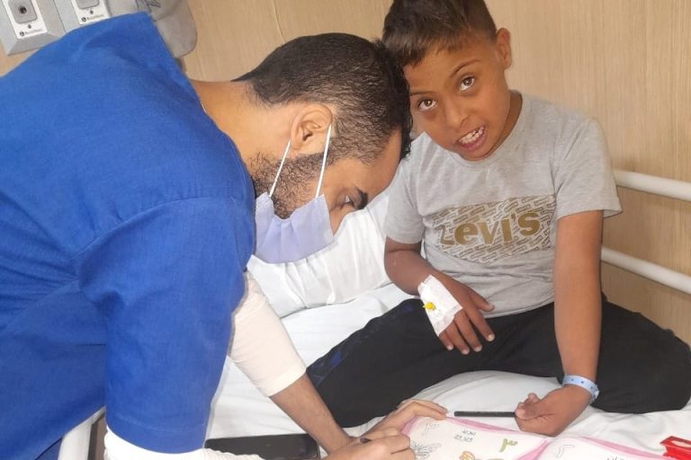 Egypt and Jordan accept child cancer patients from Gaza