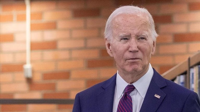 ‘I am a Zionist,’ says Biden, calling for peace efforts in Gaza.