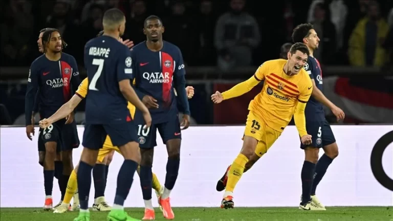Barcelona defeated Paris Saint-Germain on the road in a five-goal thriller.