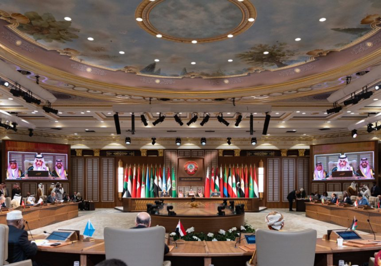 Somali FM attends a key Arab League Summit preparation meeting.