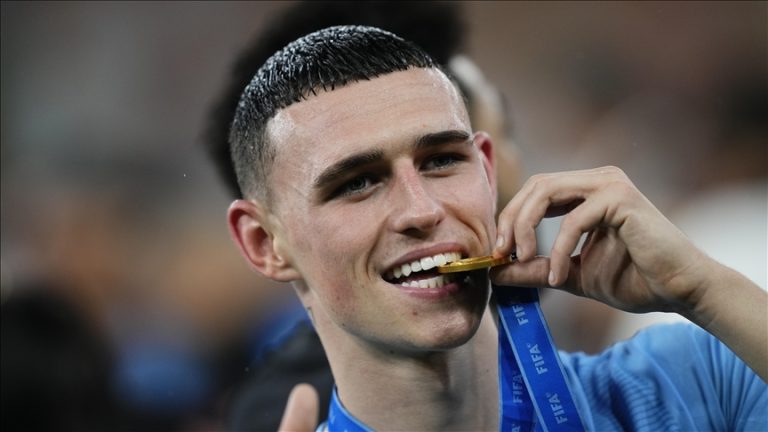 Phil Foden wins the English Premier League Player of the Season title.