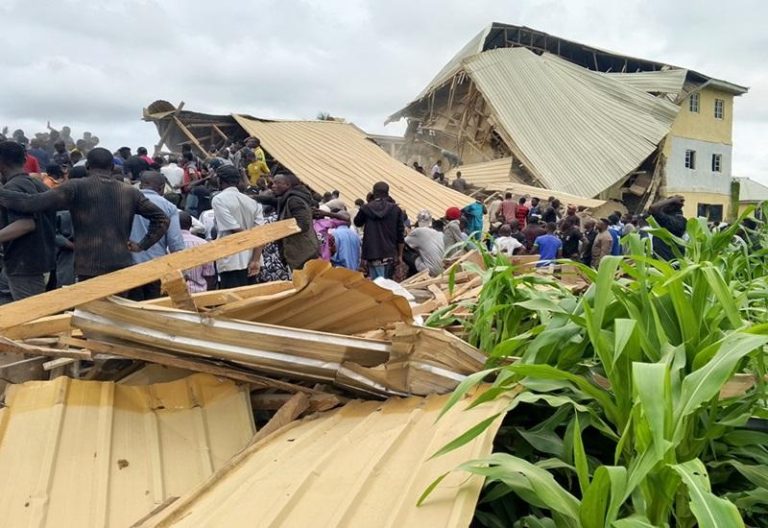 Nigeria School Building Collapse Kills 21 During Exam