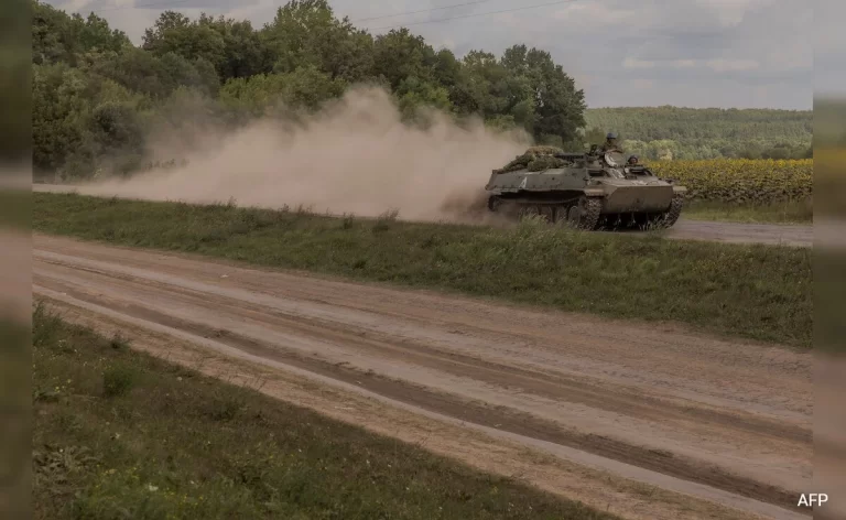 US-Ukraine Near Minerals-for-Security Deal Amid War and Russian Attacks