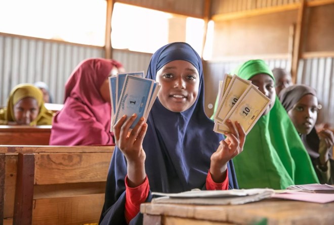 Tailored Learning Transforms Math Skills for Displaced Somali Girl