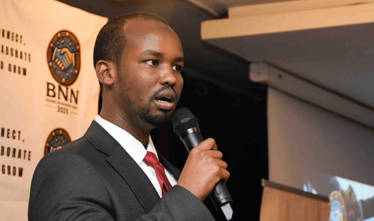 Somali Magazine Issue 52 Cover Story - Over 300 business leaders attend Somali magazine’s Business Networking Night