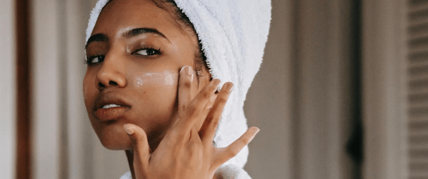 Somali Magazine Issue 52 - Glow From Within: Your Natural Guide to Radiant Skin