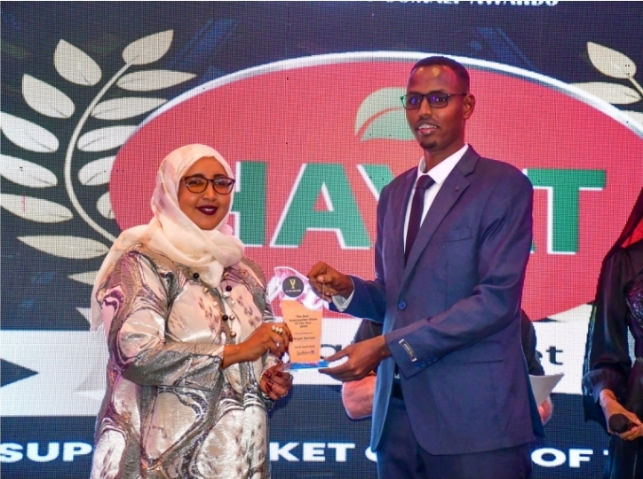 Hayat Named Best Supermarket Chain of the Year at EASA 2024